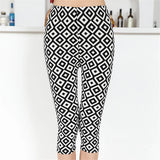 Black and White Vertical Striped Printed Leggings